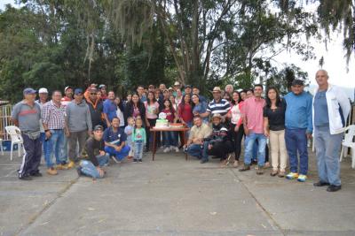 Tremddo erquipo el de Nareupa 99.3 y nuestros hermanos de la Unión Radial de Urdaneta